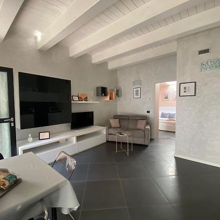 Ferienwohnung Casamartanavigli Mailand Exterior foto